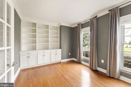 43530 Butler Pl, Leesburg VA 20176-7428 exterior