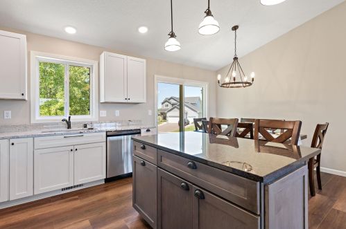 311 Lachermeier Ln, Waverly MN  55390-4515 exterior