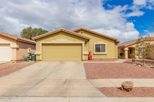2152 Frostwood Ln, Tucson, AZ 85745-7044
