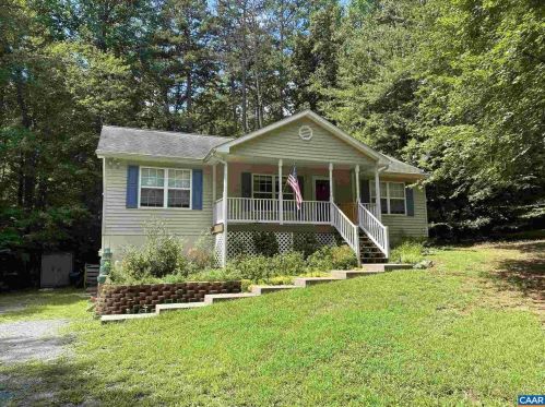 507 Jefferson Dr, Bybee, VA 22963-2904