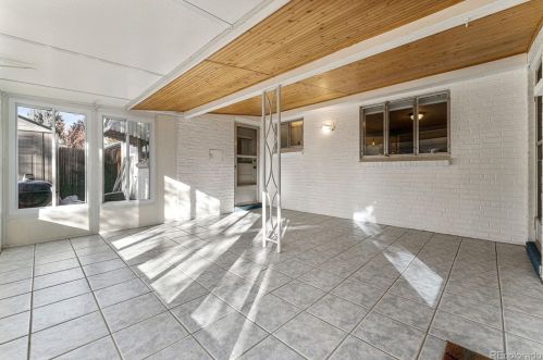 651 Holly St, Denver CO  80246-1424 exterior