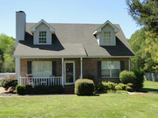 140 Deer Point Rd, Unionville, TN 37180-8500