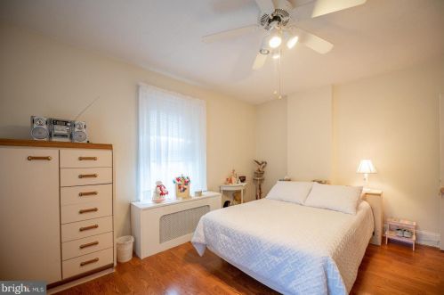 647 Marshall St, Norristown PA 19401-5136 exterior