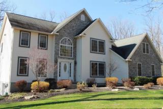 437 Little Mountain Rd, Pattersonville, PA 17967-9568