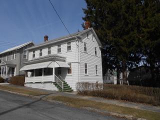 53 Ridge Ave, Everett, PA 15537-1151
