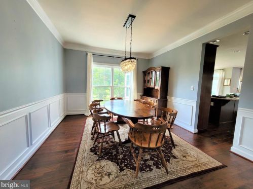 16399 Kramer Estate Dr, Woodbridge VA  22191-6003 exterior