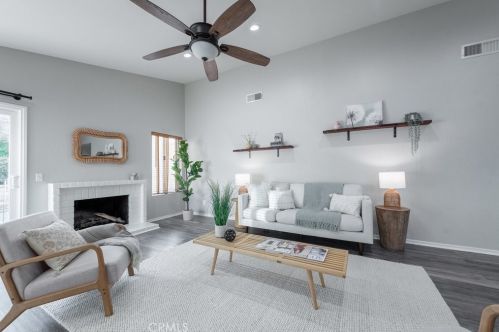 23128 Calvello Dr, Santa Clarita CA  91354-1360 exterior