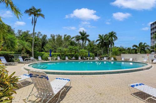 1 Bluebill Ave, Naples FL  34108-1788 exterior