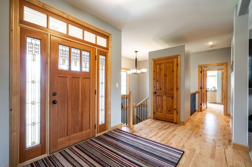 1217 Four Winds Way, Chenequa, WI 53029-8561