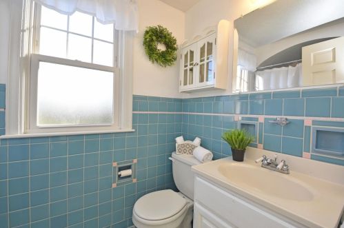 6009 Cleves Warsaw Pike, Cincinnati OH 45233-4935 exterior