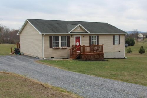 223 Cherry Grove Ln, Lewisburg, WV 24901-9567