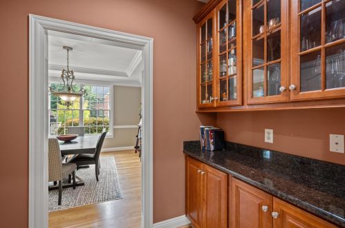 3466 Reeves Dr, Covington KY  41017-9436 exterior