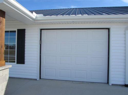 1631 Wright St, Bellefontaine OH  43311-1559 exterior