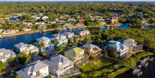 705 Shakett Creek Dr, Nokomis FL  34275-2252 exterior