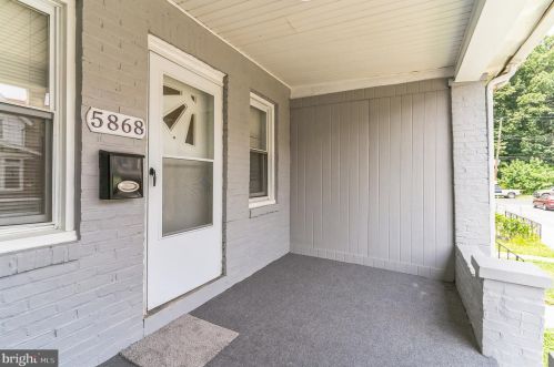 5868 Marshall St, Philadelphia PA  19120-1315 exterior