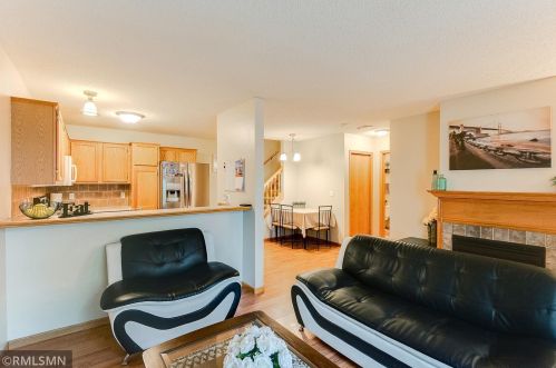 467 Aqua Cir, Lino Lakes, MN 55014-2714