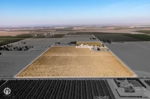 15414 Cuda Dr, Bakersfield CA  93307-9279 exterior