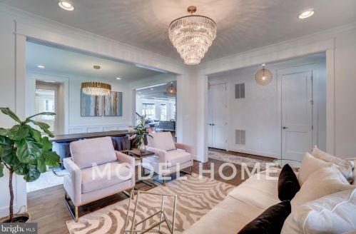 7730 Lisle Ave, Falls Church, VA 22043-2609