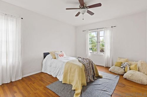 3221 Dumas St, San Diego CA  92106-1311 exterior