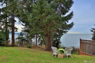 3442 Marine View Dr, Greenbank WA  98253-9748 exterior