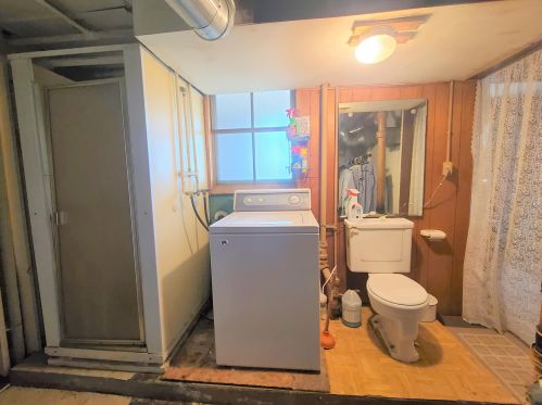 1005 Lafayette Ave, Springfield OH 45505-3238 exterior