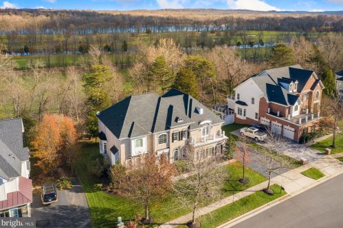 18848 Ridgeback Ct, Leesburg, VA 20176-8252