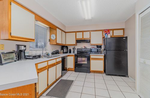 3205 Teal St, Titusville, FL 32796-1238