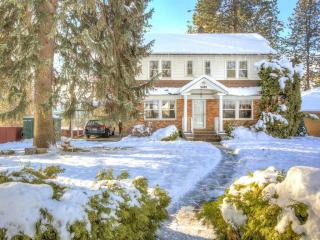 3403 Wellington Pl, Spokane WA  99205-2169 exterior