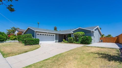 8445 Zeta St, La Mesa CA  91942-2843 exterior