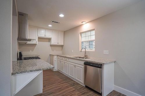 1708 Emery St, Denton TX  76201-2681 exterior