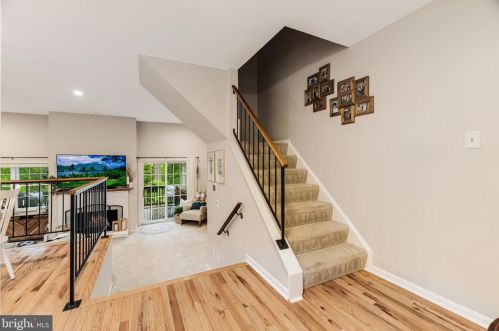 11710 Dry River Ct, Herndon VA  20191-2964 exterior