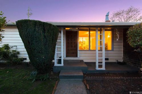 796 Linda Mar Blvd, Pacifica, CA 94044-3337