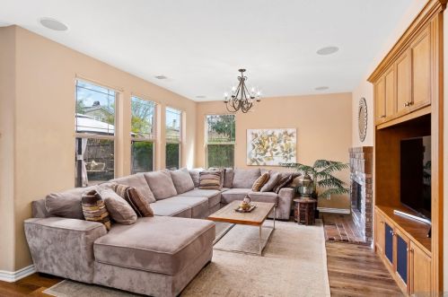 15748 Paseo Del Sur, San Diego, CA 92127-4180