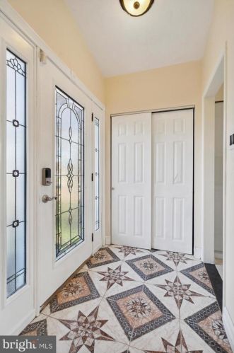 1536 Clearview Ave, Blue Bell PA  19422-3611 exterior