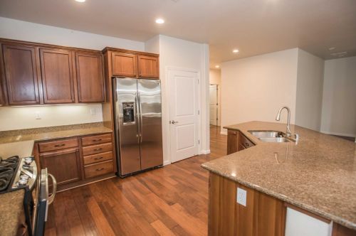 9950 Kennet Way, Elk Grove CA  95757-5118 exterior