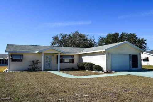 17562 106th Ave, Summerfield, FL 34491-6952