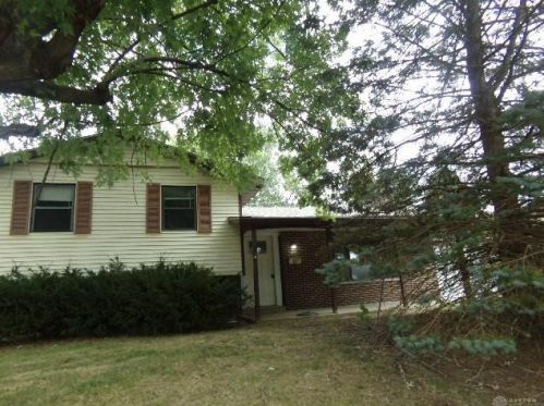 1034 Heathwood Dr, Englewood OH  45322-2429 exterior