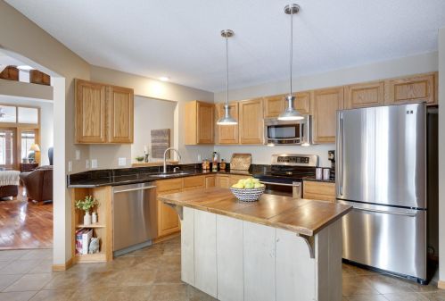 13012 Falcons Way, Prior Lake, MN 55378-1193