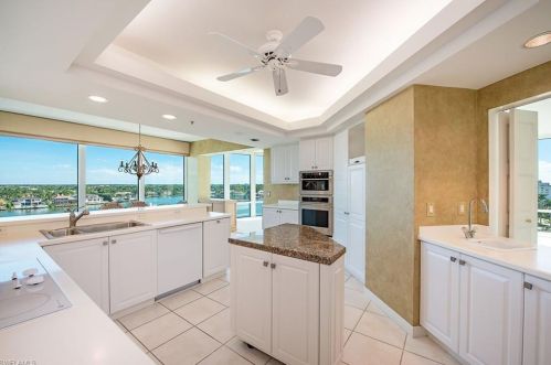 3971 Gulf Shore Blvd, Naples, FL 34103-3653