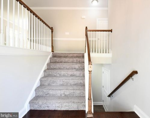 104 Aspen Ct, Locust Grove, VA 22508-5341