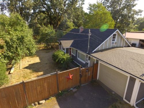 719 Washington St, Woodland, WA 98674-8472