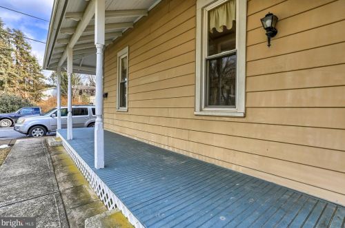 423 Market St, Highspire PA  17034-1415 exterior