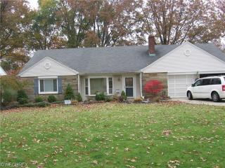 2611 Bishop Rd, Willowick, OH 44092-2641