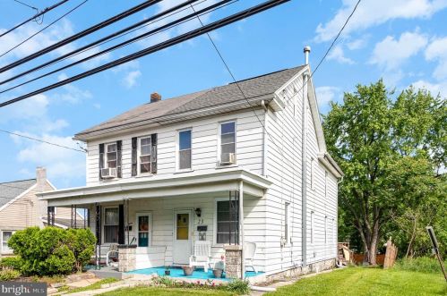 23 Adams St, West Enola, PA 17025-2829