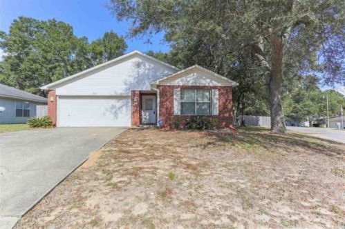 2032 Sequoia Cir, Pensacola, FL 32526-1214