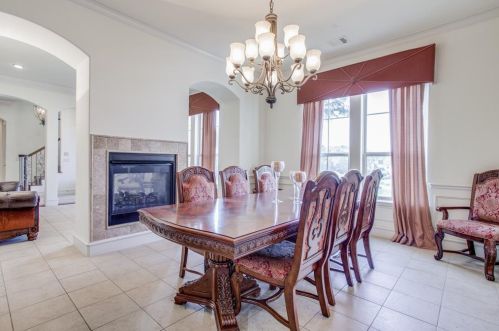 2613 Whispering Oaks Cv, Cedar Hill TX 75104-4556 exterior