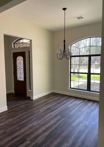 7 Hanover Ln, Conroe, TX 77304-1119