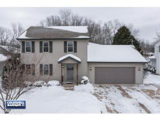 817 Melissa St, Menasha, WI 54952-2535