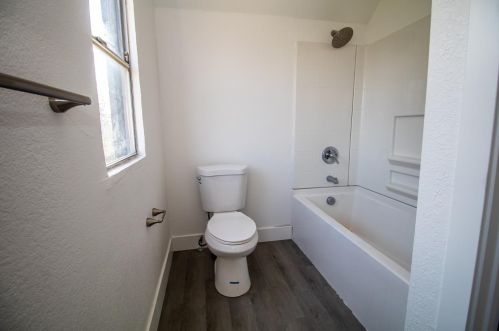 11841 Youngstown Rd, Turlock CA  95380-9635 exterior