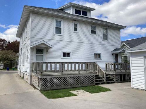 1132 Shawano Ave, Green Bay, WI 54303-3072